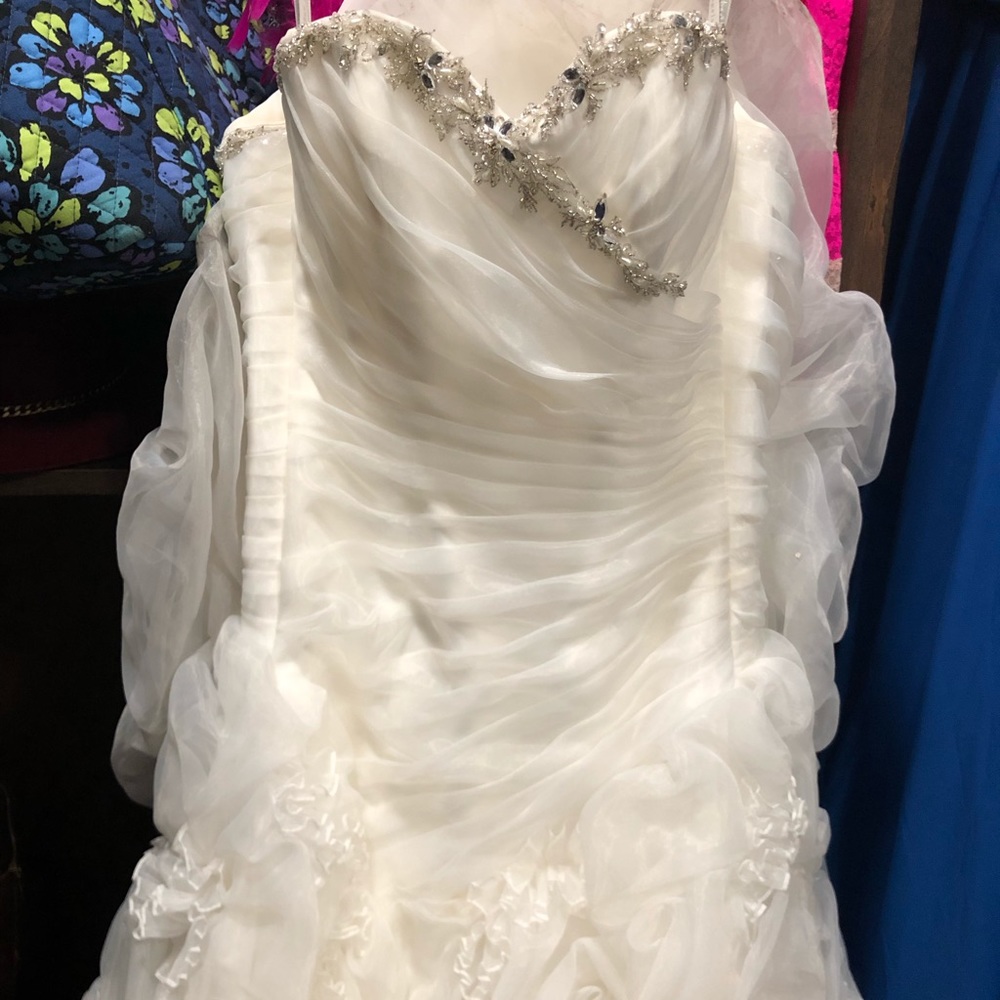Wedding dress